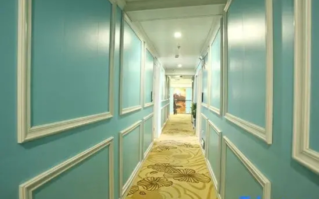 Jiuban Hotel (Jiuting Subway Station)