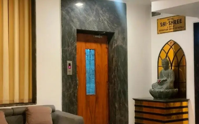 OYO 4445 Hotel Saishri