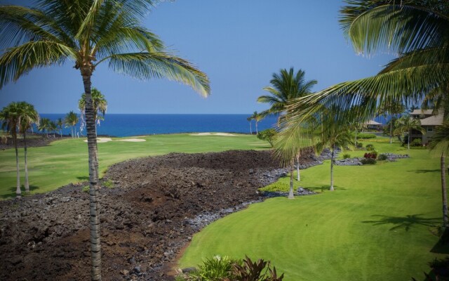 Halii Kai 9g 3 Bedroom Condo by RedAwning