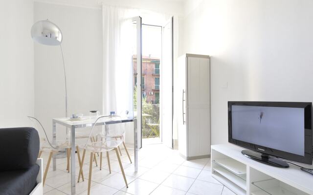 Green Street Apartment