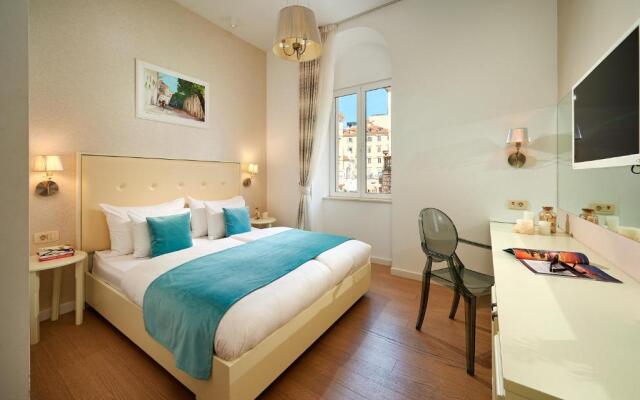 Bed & Atmosphere Rooms