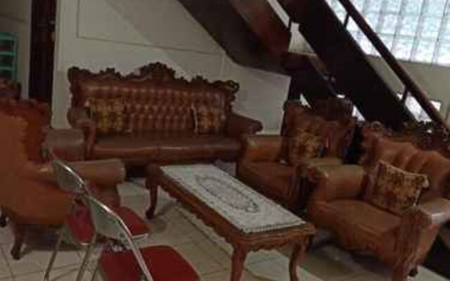 Eline Guesthouse Syariah