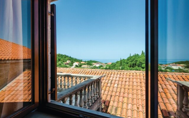 Beautiful Home in Gruda With Wifi and 2 Bedrooms