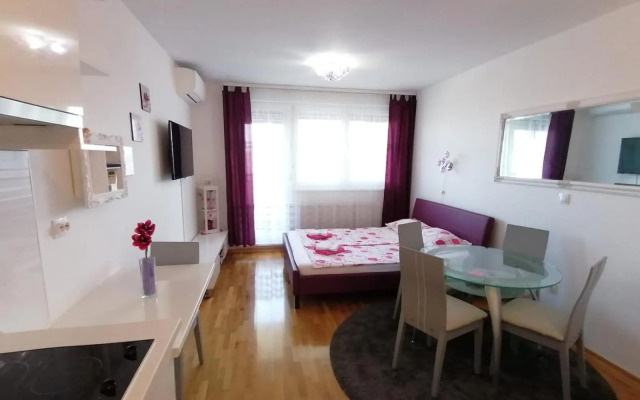 Lanterna Apartment