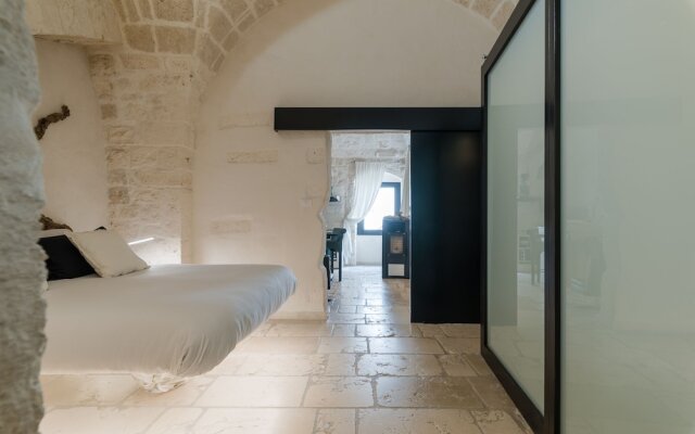 House 112 by Wonderful Italy