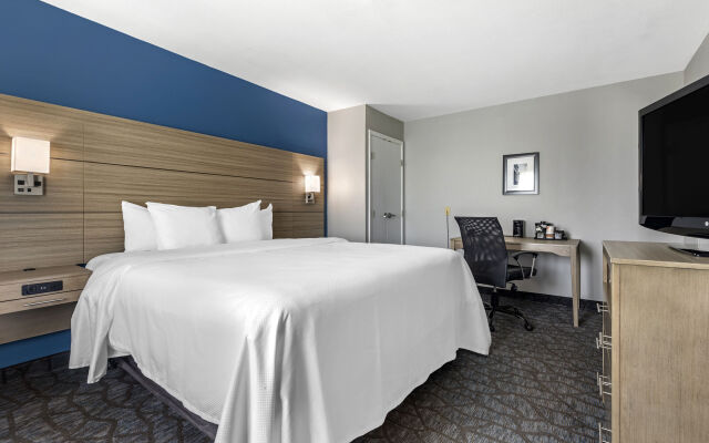 Comfort Suites Austin Airport