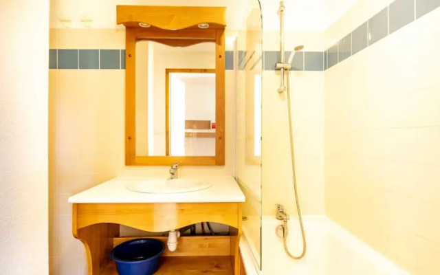 Mountain Hideaway for 4 Guests