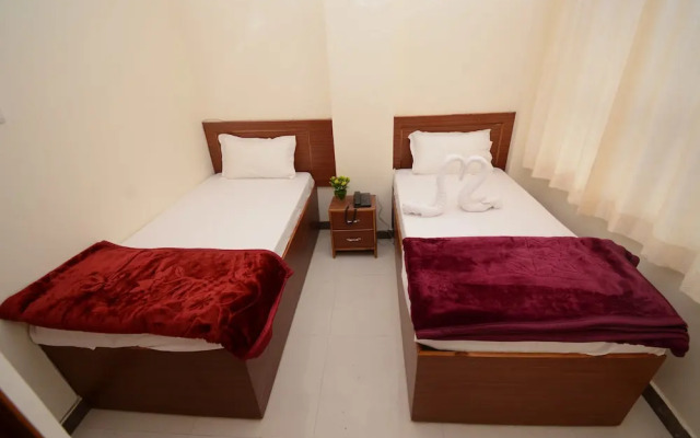 Hotel Kashi Khand