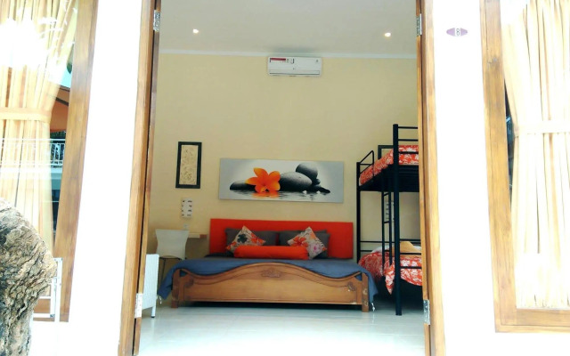 Villa Agung Beach Inn