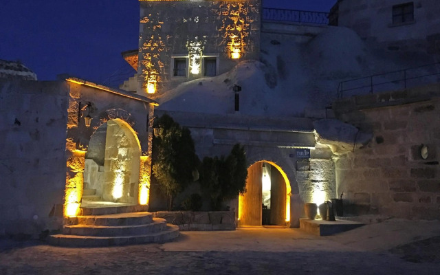 Tulip Cave Suites