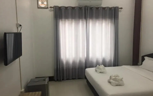 Champathong Vangvieng Hotel