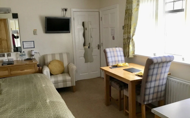 Grovewood House