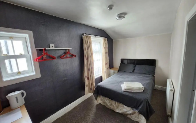 Stay At 22 Glen Allan Hotel