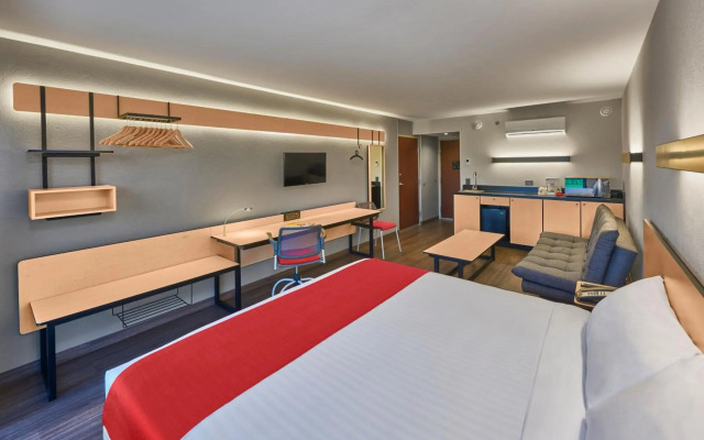 City Express by Marriott Celaya Galerias