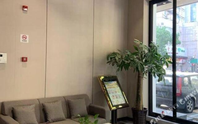 Golden Delta International Hotel