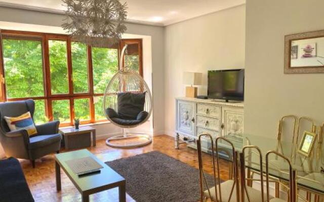 Apartamento La Muralla parking gratis