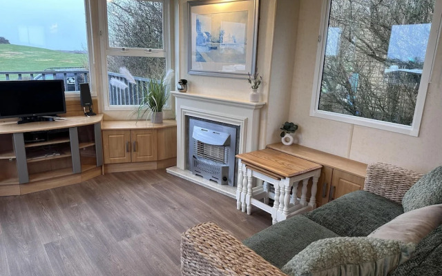 Captivating 2-bed Static Caravan in Holyhead