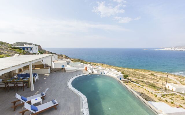 Naxos Rock Villas