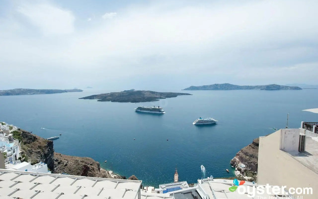 Theoxenia Caldera Hotel