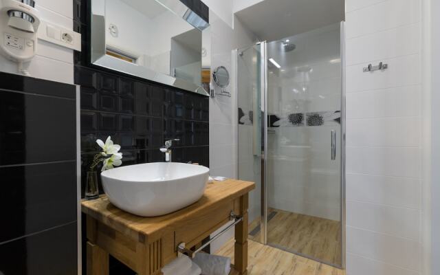 ID Regal Residence