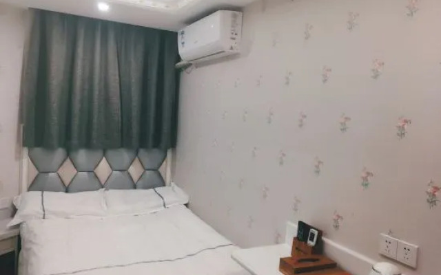 Pebble Motel (Shanghai Gucun Park Jutai Road)