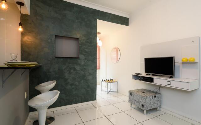 Pineapples BRX704 Apartamento em Copacabana