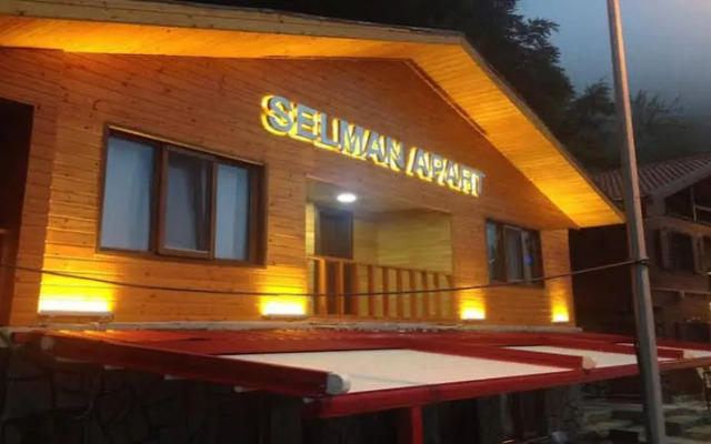 Selman Apart Hotel