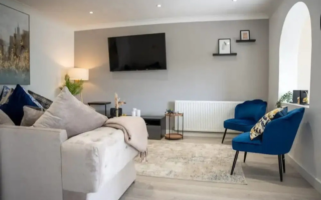 Host Stay Glazier Drive