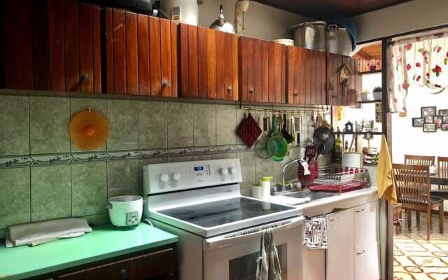 Mama Tica Guest House