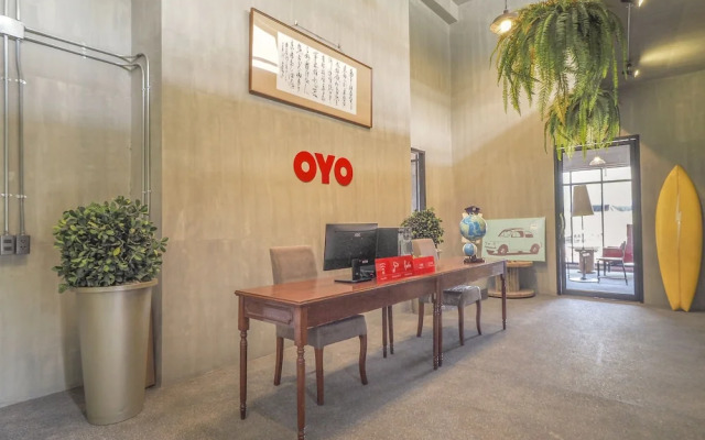 OYO 820 Labkoff Cafe and Hostel