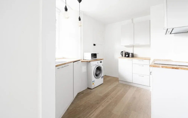 Beautiful 2-bed Apartment
