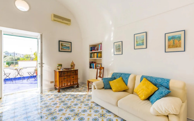 Capri Turquoise by Napoliapartments