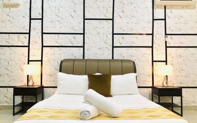 Palazio Mount Austin by Homefort Suites