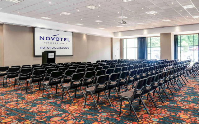 Novotel Rotorua Lakeside