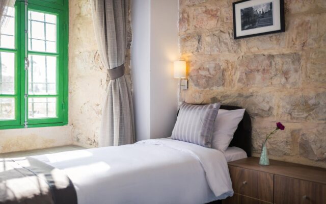 Malka Hotel