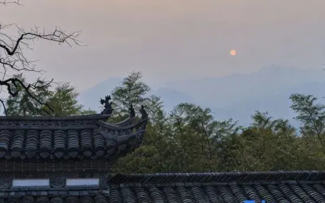 Hongcun Tachuan Wenda Nature and Culture Hotel