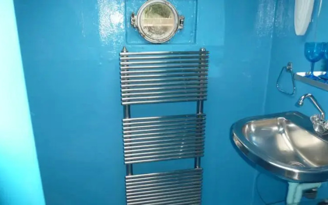 Houseboat Alternatief