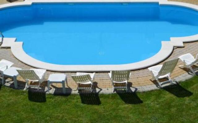 Guest House Belaya Lebed`