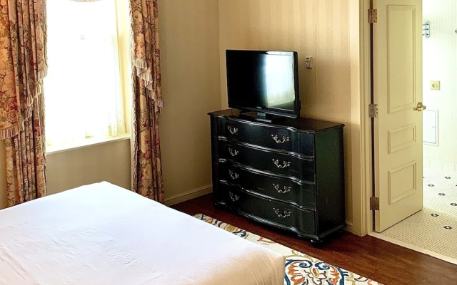 Hotel Winneshiek