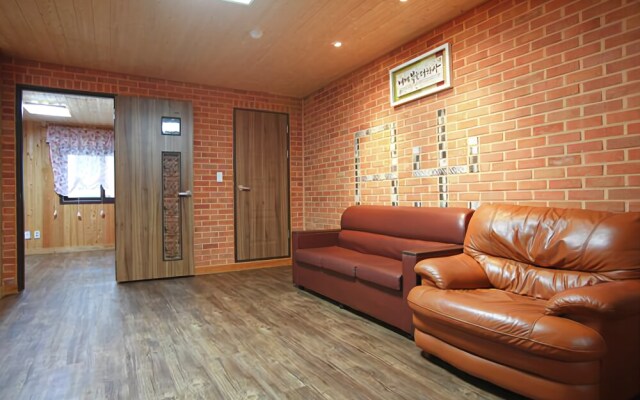 Yongin Tree's Story Pension