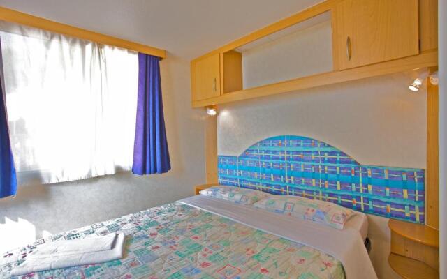 Arena Stupice Camping Homes