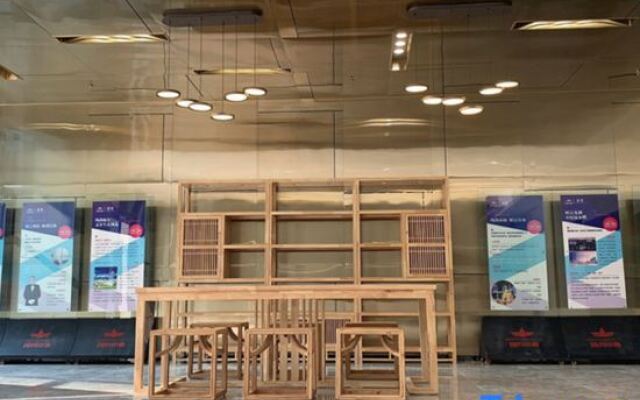 Zhihui Hotel (Zhengzhou Zhongzhou Avenue Sanquan Road)