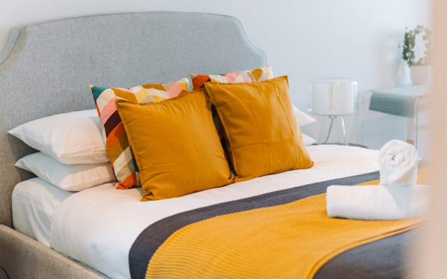 1-bed With Amazing Views, Pool, Gym, BBQ & Parking – Guest Rooms – Canberra