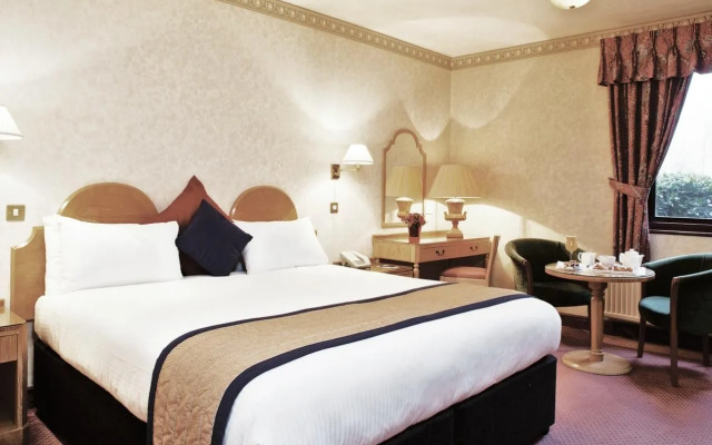 Copthorne Effingham Gatwick Hotel