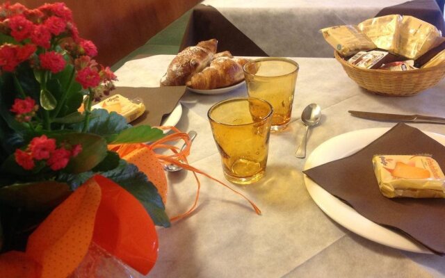 Hotel Contini