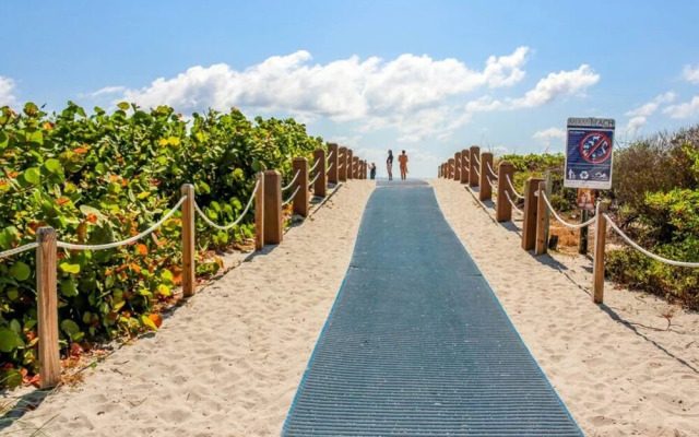 713 Miami Beach Apartments by SV Rentals