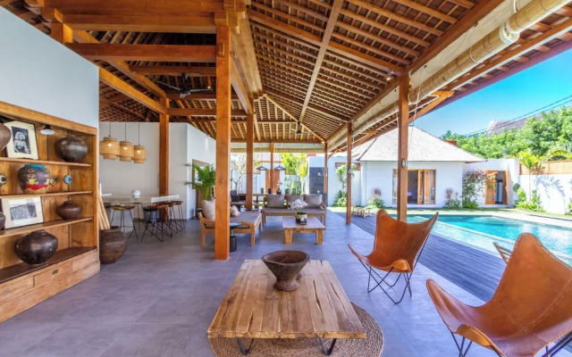 Villa Hana by Alfred in Bali