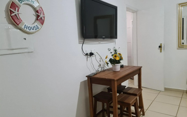 Apartamento Pé na Areia - Ubatuba Toninhas - 5 pessoas