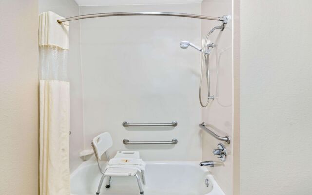 La Quinta Inn & Suites Knoxville Airport