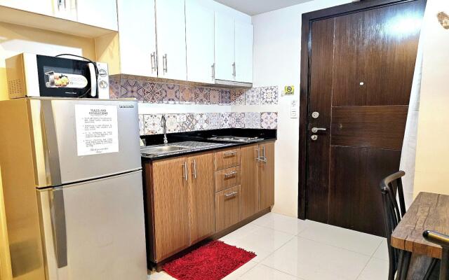 PRS at One Palm Tree Villa near Airport
